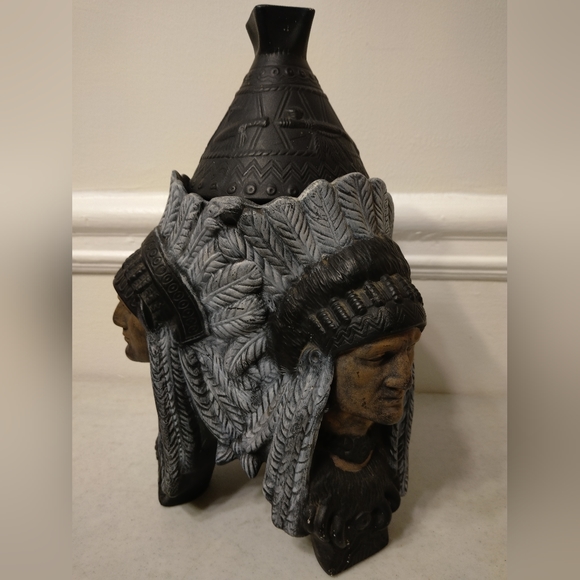 💥CLOSING Nov.1 SALE💥Vintage Handmade Ceramic 3 head Indian Chief Canister - Picture 6 of 7